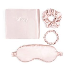 NWT 🎀 BLISSY 🎀 Silk Dream Set Pink Queen Pillowcase, Sleep Mask, 2 Scruchies